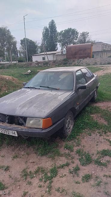 Audi: Audi 100: 1990 г., 2 л, Механика, Бензин, Седан — 3
