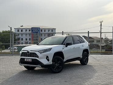 Toyota RAV4: 2019 г., 2.5 л, Вариатор, Гибрид, Кроссовер — 6