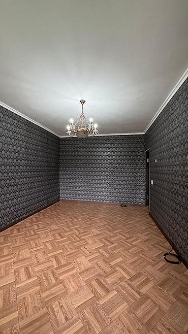 дом кирпичный: 1 комната, 34 м², 105 серия, 1 этаж, Старый ремонт — 3