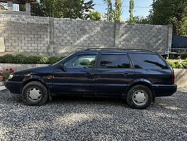 бар авто: Volkswagen Passat Variant: 1995 г., 2 л, Кол менен иштөөчү, Бензин, Универсал — 2