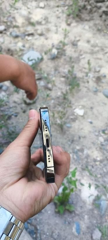 13 pro apple: IPhone 13 Pro, Б/у, 256 ГБ, Черный, Кабель, 75 % — 3