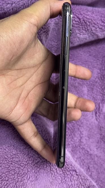 pixel 7: IPhone X, Space Gray — 4