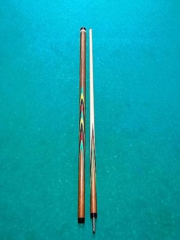 Бильярдный кий разборный с чехлом. - Двухсоставной: турняк и шафт