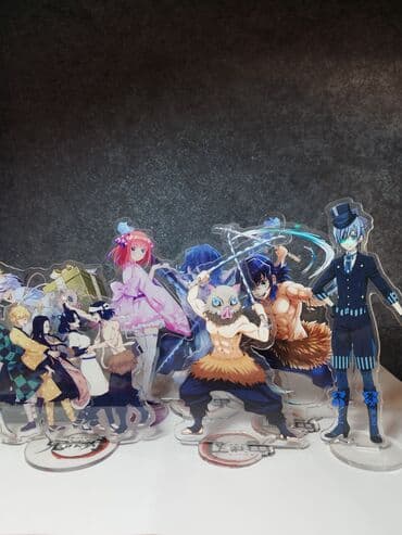 коллекционные монеты нбкр: Продам акриловые фигурки. У одной есть небольшой брак(та, что с — 1