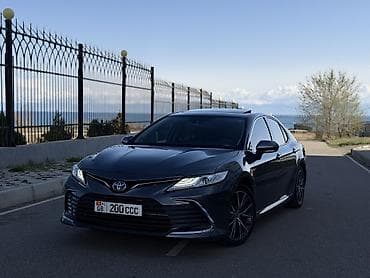 с4 2: Toyota Camry: 2021 г., 2.5 л, Автомат, Гибрид, Седан — 3