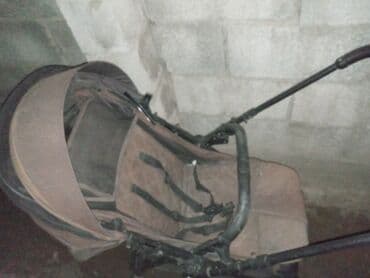 очень нужны: Коляска, цвет - Черный, Б/у — 1