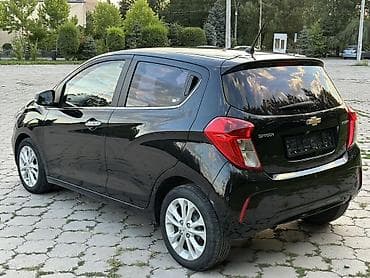 Транспорт: Chevrolet Spark: 2018 г., 1 л, Вариатор, Бензин, Хэтчбэк — 4
