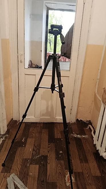 airpods 3 pro: Продается штатив для камеры/телефона Прочный и удобный штатив в — 2