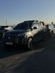 срочно продаю в связи с переездом: Ssangyong Rexton: 2019 г., Автомат, Дизель — 4