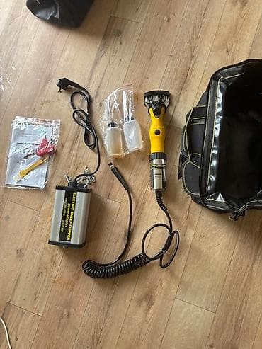 Транспорт: Электрическая машинка для стрижки овец с блоком питания Комплектация — 5