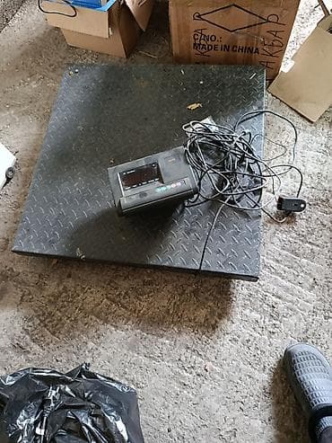 чёрный ящик: Промышленные напольные весы с платформой и выносным индикатором - — 3