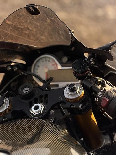 мото в кредит: Спортбайк BMW, 1000 куб. см, Бензин, Взрослый, Б/у — 7