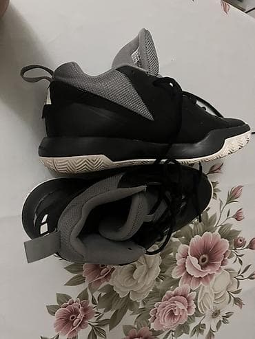продаю брюки: Баскетбольные кроссовки adidas Ни разу не носил - Модель — 3