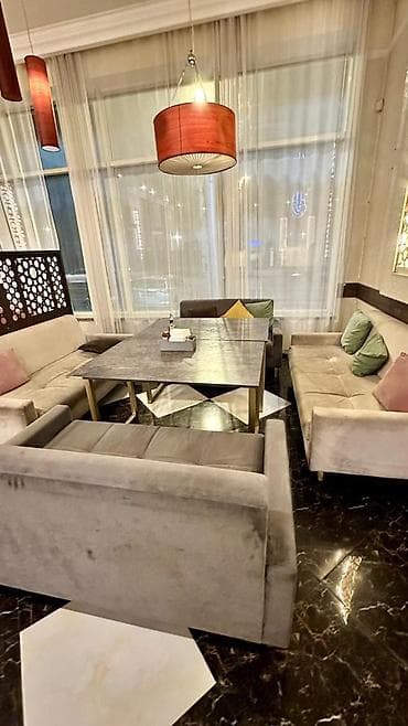 Кафелер, ресторандар үчүн: Кафе үчүн үстөл жана отургуч, Колдонулган, Өзү алып кетүү — 7