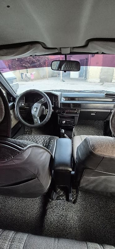 corolla 2016: Toyota Corolla: 1986 г., 1.3 л, Механика, Бензин, Хэтчбэк — 8