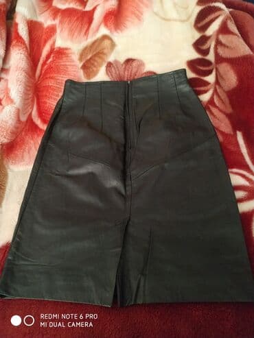 коженная юбка: Продаю натуральную кожаную юбку в отличном состоянии производства — 1