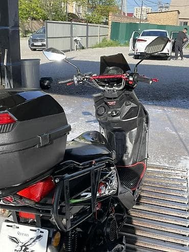 самокаты в бишкеке цены: Макси-скутер 180 куб. см, Бензин, Б/у — 9