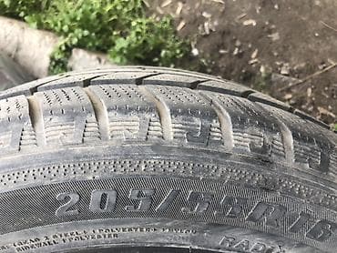 б у зимняя резина r16: Комплект из 4 автомобильных шин. Параметры: - Размер: 205/55 R16 — 5