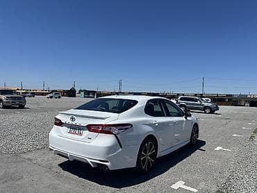 Toyota Camry: 2020 г., 2.5 л, Автомат, Бензин, Седан — 7