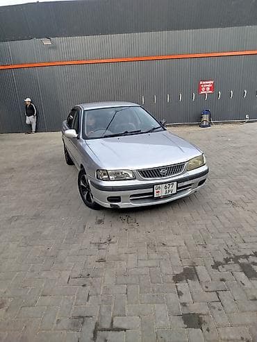 Nissan Sunny: 2001 г., 1.5 л, Автомат, Бензин, Седан