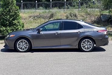 e2 byd: Toyota Camry: 2019 г., 2.5 л, Вариатор, Гибрид, Седан — 3