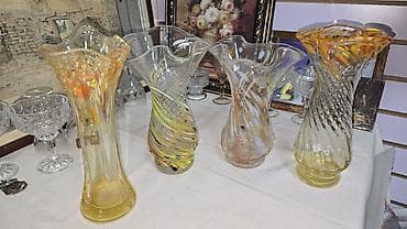 viga 2000: Вазы СССР, гутное стекло, в отличном состоянии. Цена договорная — 1