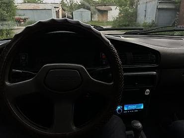 mazda 626 автомобил: Mazda 626: 1998 г., 2 л, Механика, Бензин, Хэтчбэк — 8