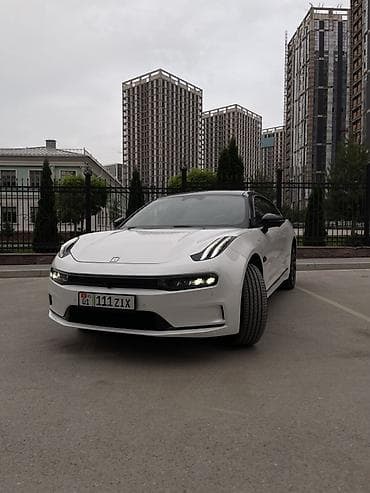 xpeng p7: Zeekr 001: 0.1 л | 2022 г. Фастбек — 1