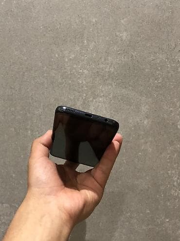 кен булун: Samsung Galaxy A24 4G, Колдонулган, 128 ГБ, түсү - Кара, 2 SIM — 6