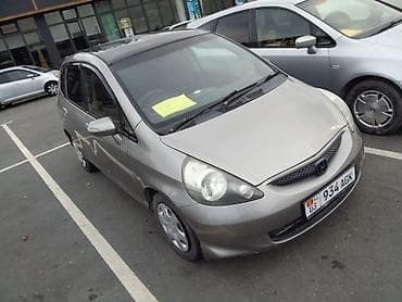 x5 2018: Honda Fit: 2005 г., 1.5 л, Вариатор, Бензин, Хэтчбэк — 1
