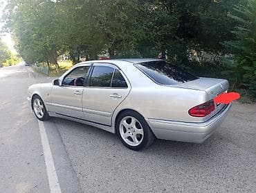 споттер для кузова: Mercedes-Benz E-Class: 1999 г., Седан — 1