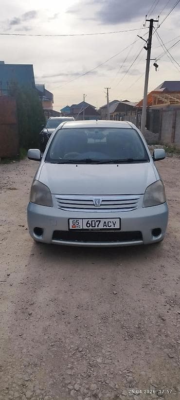 mini jack: Toyota Raum: 2003 г., Минивэн — 2