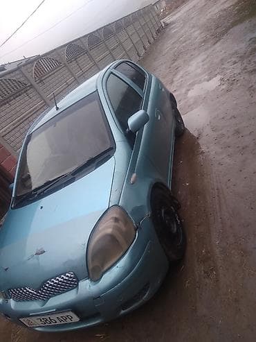 m5 e60: Toyota Vitz: 2003 г., 1.3 л, Автомат, Бензин, Минивэн — 3