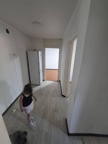Кыймылсыз мүлк: 2 бөлмө, 44 м², 104-серия, 1 кабат, Эски ремонт — 4