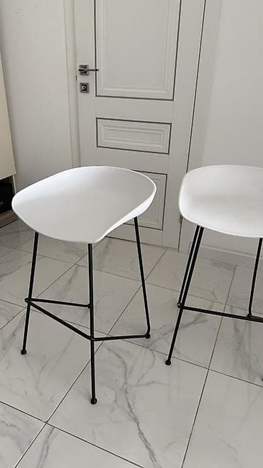 Мебель: Барный стул, Б/у, Пластик — 2