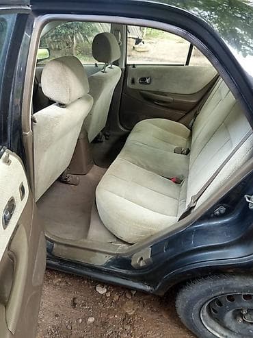 dodge ram 3.5: Mazda Familia: 2001 г., 1.5 л, Автомат, Бензин, Седан — 7