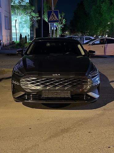 Kia K8: 2024 г., 2.5 л, Автомат, Бензин, Седан — 2