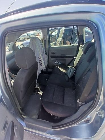 mazda mx5: Mazda 2: 2004 г., 1.2 л, Механика, Бензин, Хэтчбэк — 6