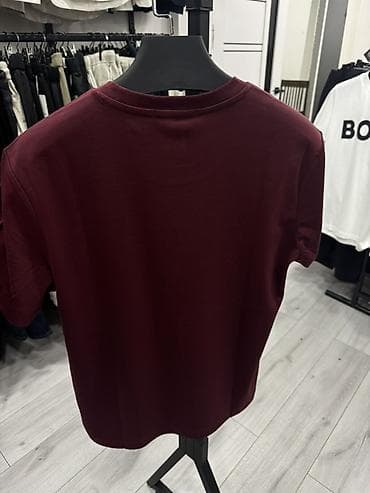 Эркектер кийими: Эркектердин футболкасы, M, L, XL, Жаңы, түсү - Кызыл, Өзү алып кетүү — 2