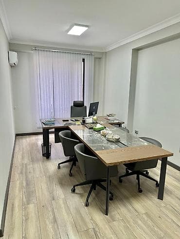 сдается жилье: Аренда офисов, 65 м², В жилом комплексе, 1 линия — 2