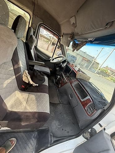 короткий спринтер: Mercedes-Benz Спринтер: 2003 г., 2.2 л, Механика, Дизель, Фургон — 5