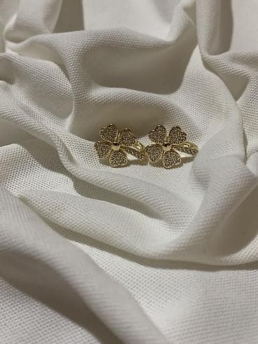 1 карат бриллиант цена: Авторские женские кольца из ювелирного сплава в тёплых золотистых — 9