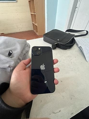 iphone 15: IPhone 13, Б/у, 128 ГБ, Midnight, Чехол, 91 % — 1