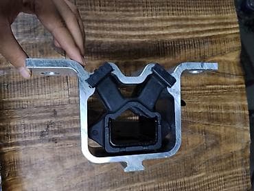 Опора двигателя (подушка ДВС) Bysunparts - Тип: Engine Mounting - — 2