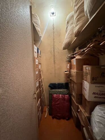 биримдик дом: 3 комнаты, 65 м², Сталинка, 3 этаж, Косметический ремонт — 4