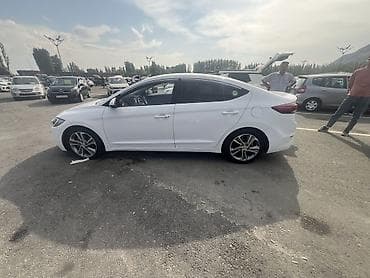 byd e7: Hyundai Avante: 2018 г. — 6
