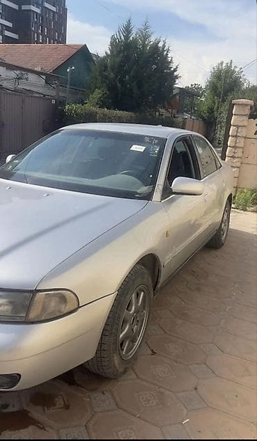 Audi A4: 1998 г., 2.4 л, Кол менен иштөөчү, Бензин, Седан lalafo.kg да Audi A4: 1998 г., 2.4 л, Кол менен иштөөчү, Бензин, Седан