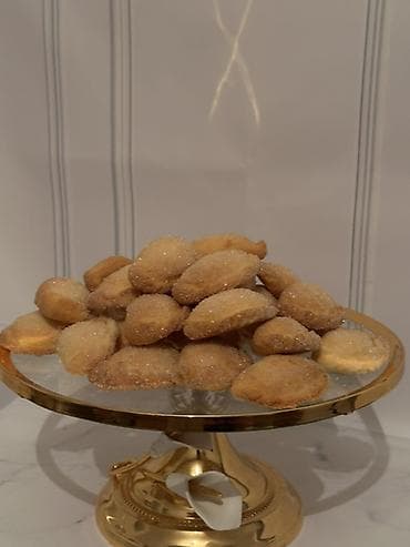 Продукты питания: 🧁 Домашняя выпечка на заказ Выпекаю сладости любой сложности — от — 7