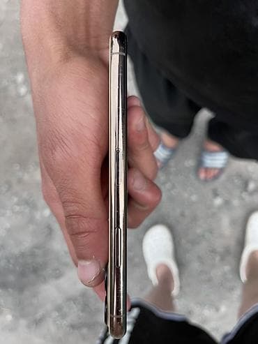 apple ipad pro m4: IPhone 11 Pro, Золотой, 83 % — 2