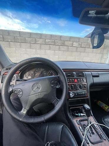 салон w124: Mercedes-Benz E-Class: 2002 г., 3.2 л, Автомат, Бензин, Седан — 8